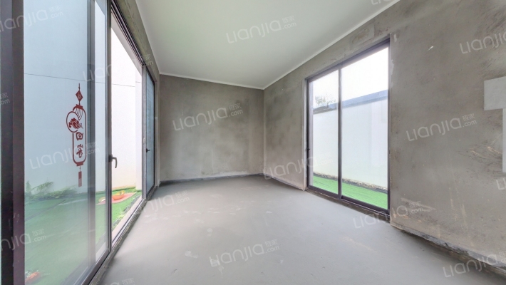 际华园•湖蝶湾二手房实景图