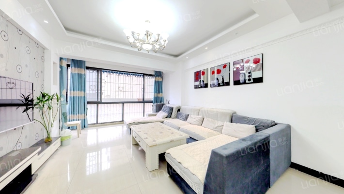 东润风景二期二手房实景图