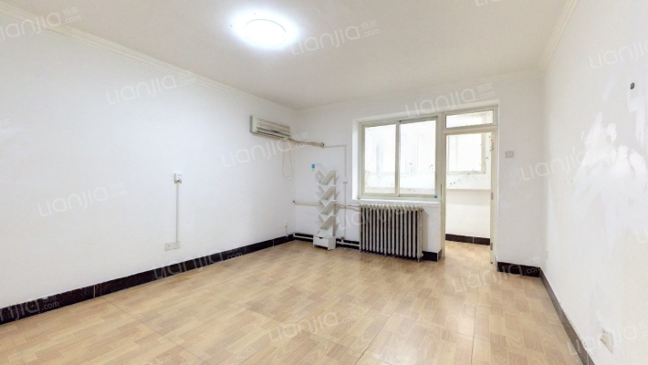 小石桥胡同11号院二手房实景图