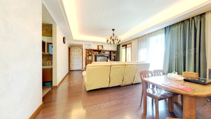 万科美景龙堂二手房实景图