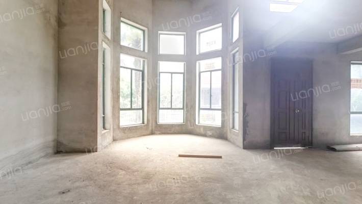 蓝洲湾二手房实景图