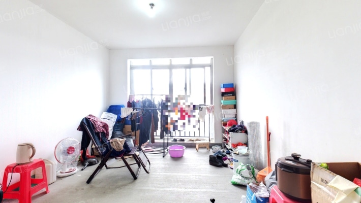 春花秋月二手房实景图