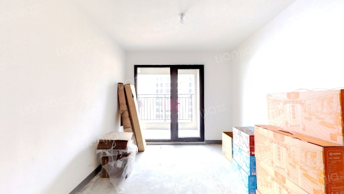 卓越·蔚蓝郡二手房实景图