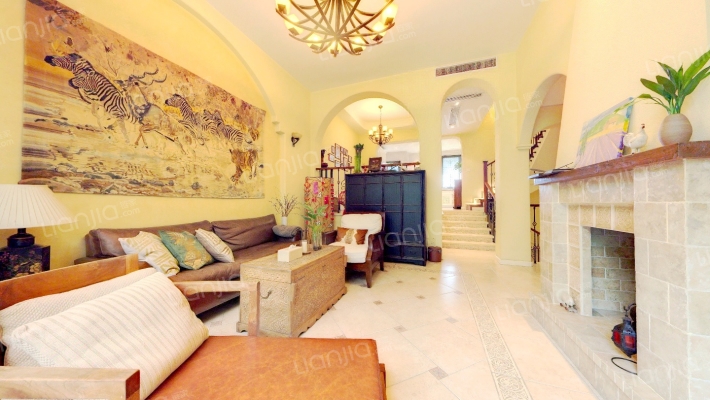 龙湖滟澜山(别墅)二手房实景图