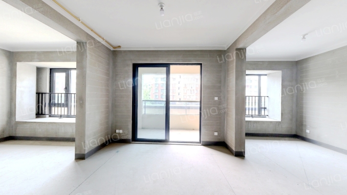 蓝城·锦月园二手房实景图