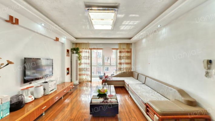 高德公寓二手房实景图