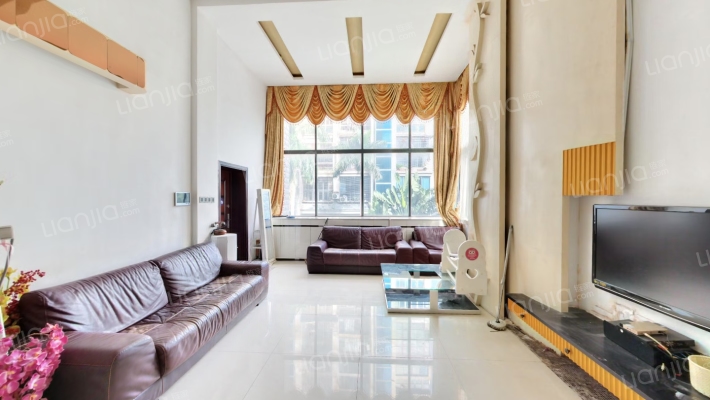 金山城二手房实景图