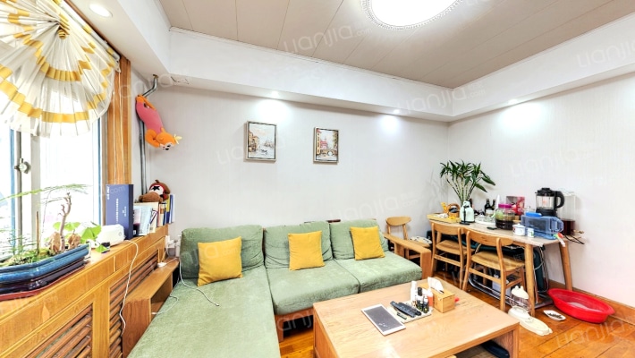 炼化小区二手房实景图