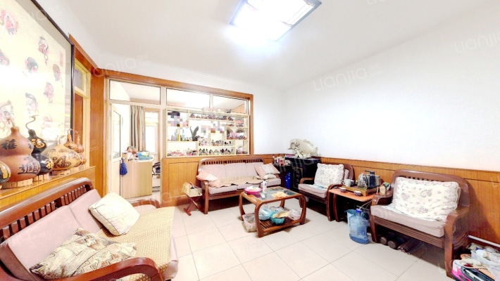 艺校宿舍二手房实景图