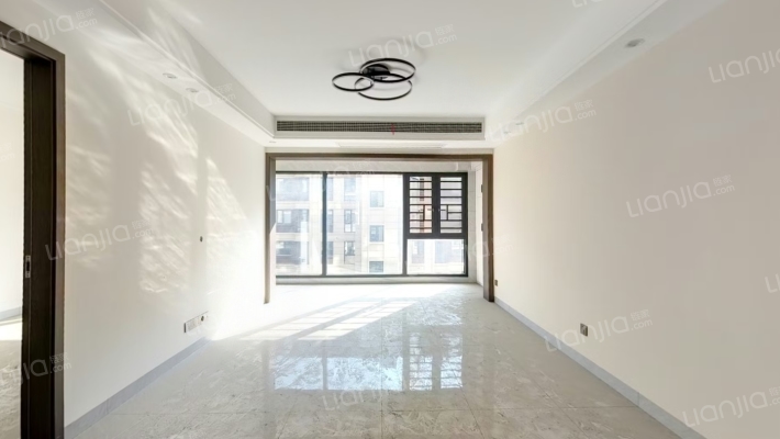 澳海富春山居二手房实景图