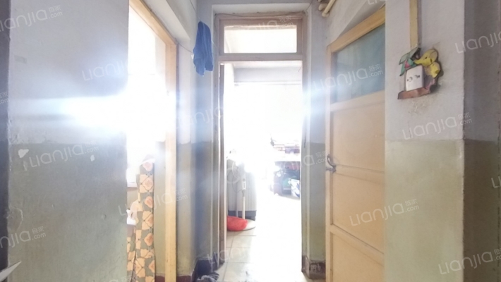 铁三局六二社区二手房实景图