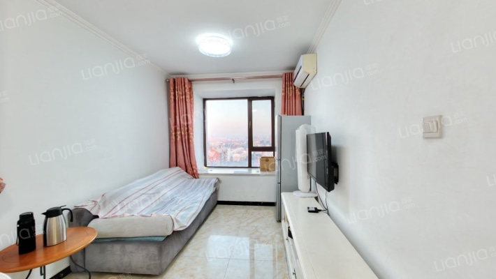 瑞河兰乔北区二手房实景图