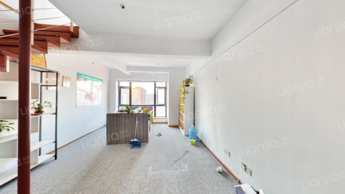 华翼府二手房实景图