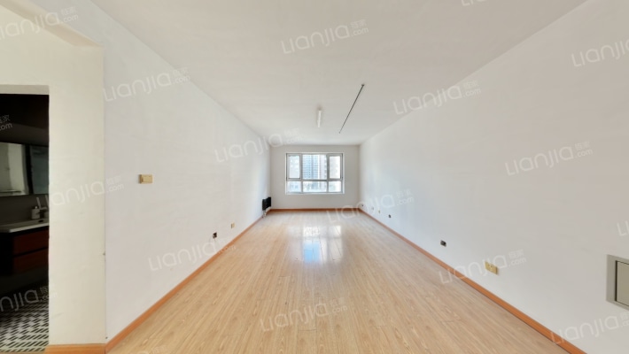 星河园二手房实景图