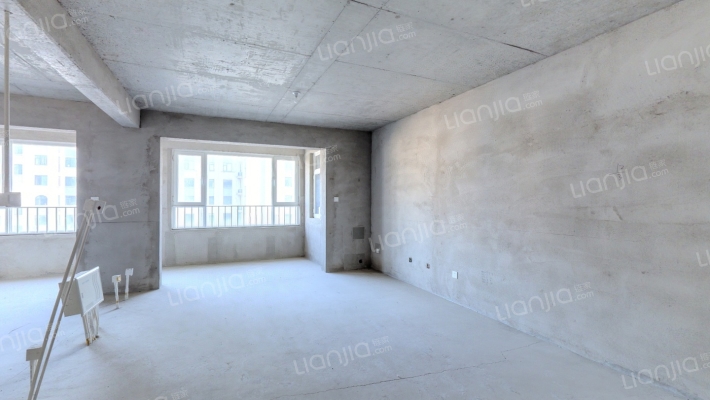 招商马尔贝拉二手房实景图