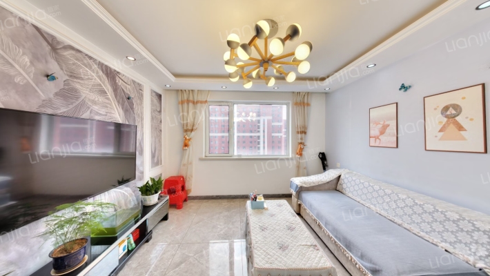 天洁华尔街二手房实景图