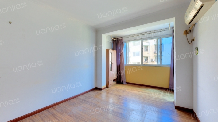 三里亭苑三区二手房实景图