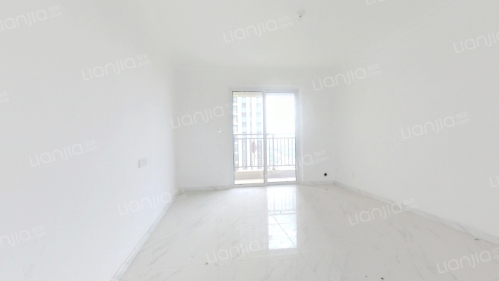 碧桂园凰城悦山湖二手房实景图