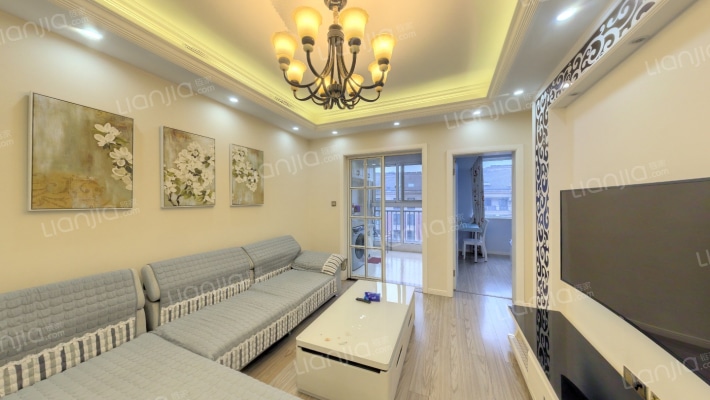 绿城桃源小镇二手房实景图