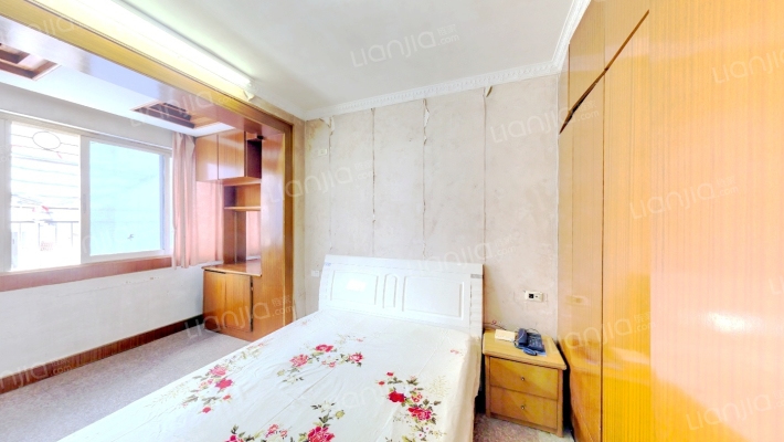 龟湖商厦二手房实景图