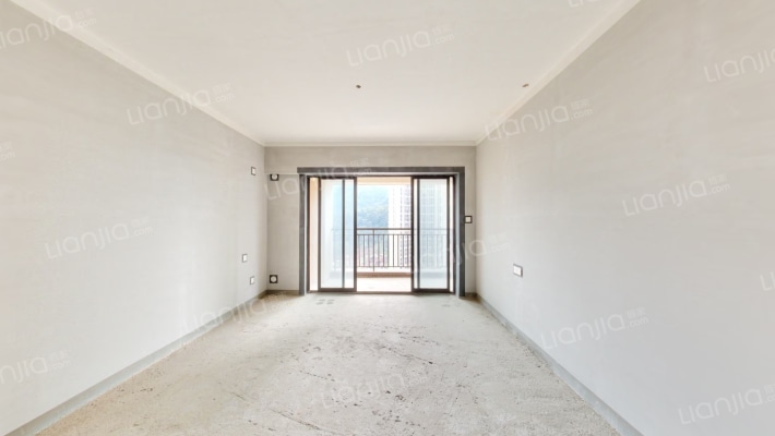 保利林语爱丁堡二手房实景图