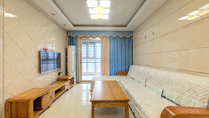 湖滨花园2期二手房实景图