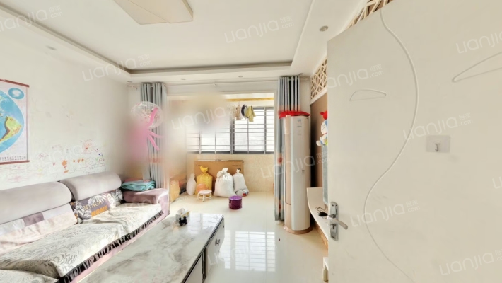 中大翡翠园二手房实景图