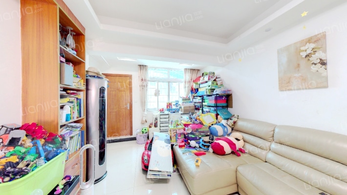 橡胶新村102号大院二手房实景图