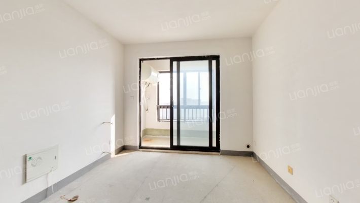 绿地中心公馆二手房实景图