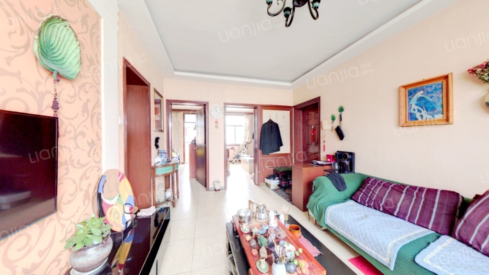 汽车制造厂宿舍二手房实景图