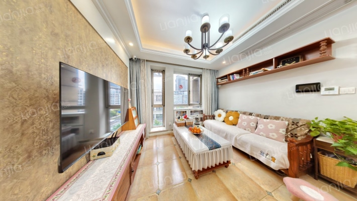 大美公寓二手房实景图