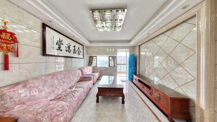 倚山花园三期二手房实景图