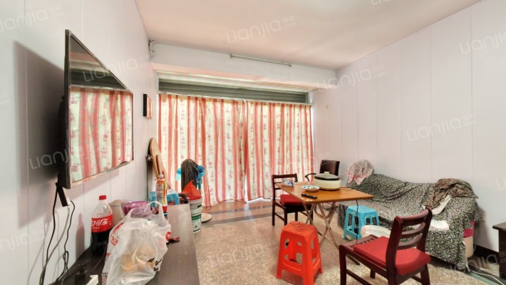 菜场二手房实景图