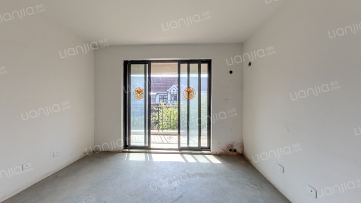 英伦上院二手房实景图