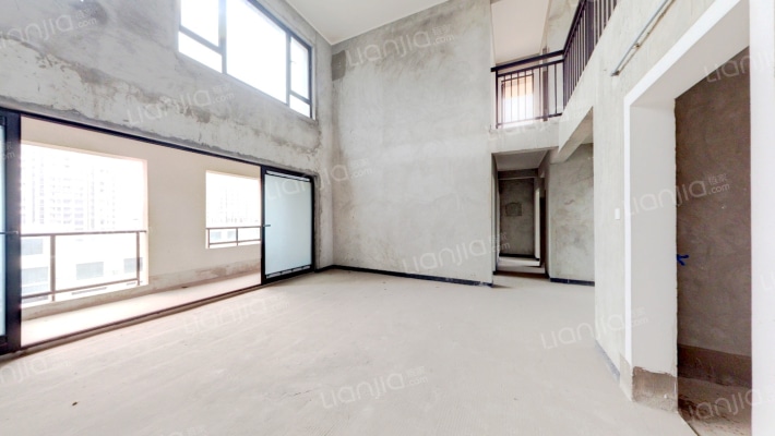 鲁能泰山7号八街区二手房实景图