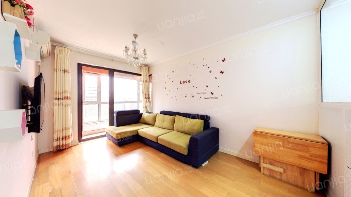 悦丽海湾二手房实景图