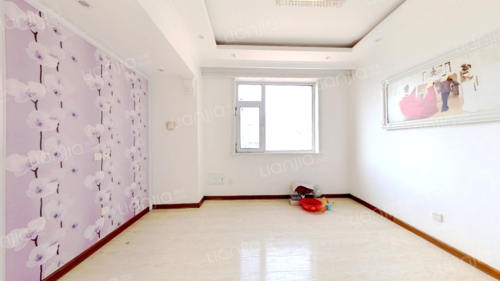 世纪嘉年华二手房实景图