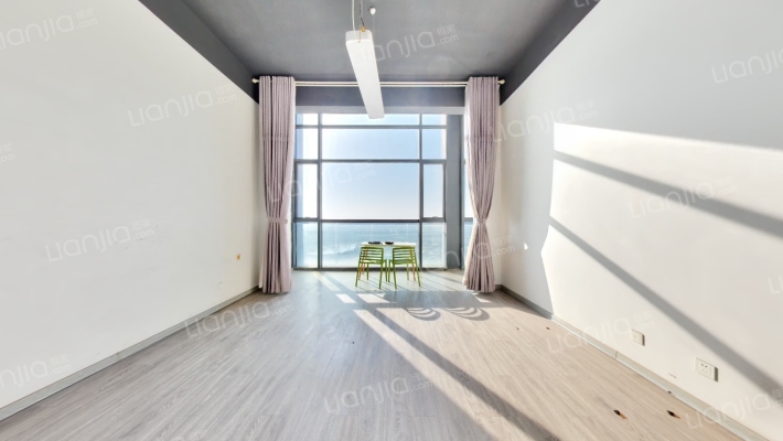 金沙湖高尔夫观邸南区一期二手房实景图