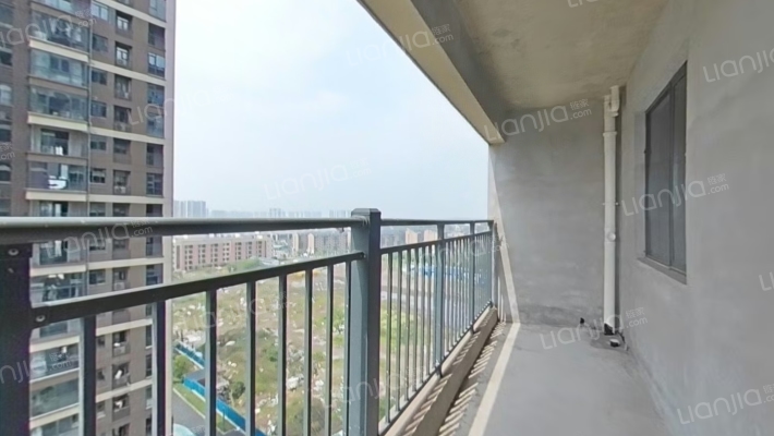 大汉鸿雁云府二手房实景图