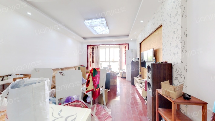 盛大花苑二手房实景图