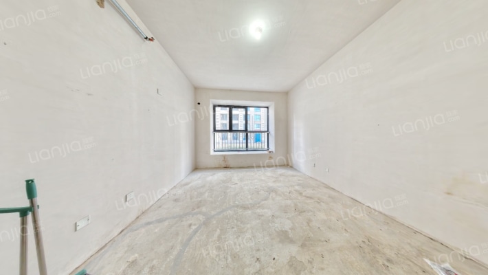 岩峰·欢乐颂二手房实景图