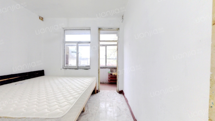 海化家属院二手房实景图