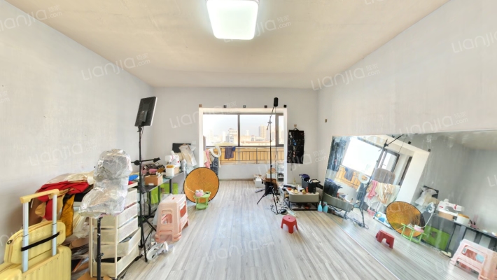 洪泰伟业小区二手房实景图