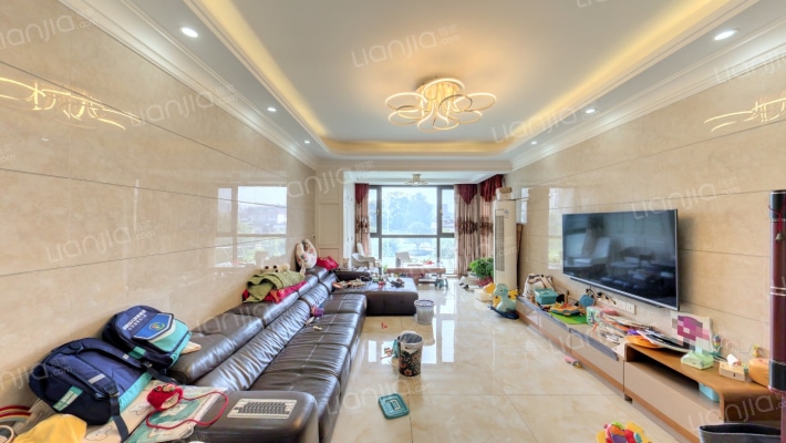 中央美郡二手房实景图