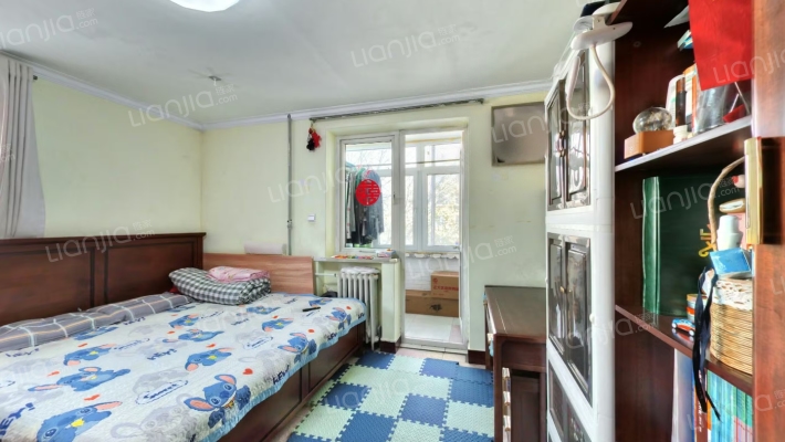 地震局宿舍二手房实景图