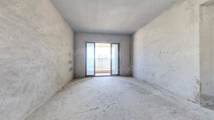 万城皇冠豪苑二手房实景图