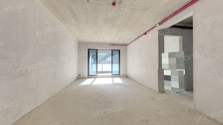 融创国宾道二手房实景图