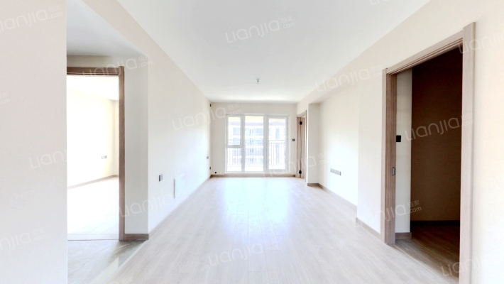 万科翡翠春晓二手房实景图