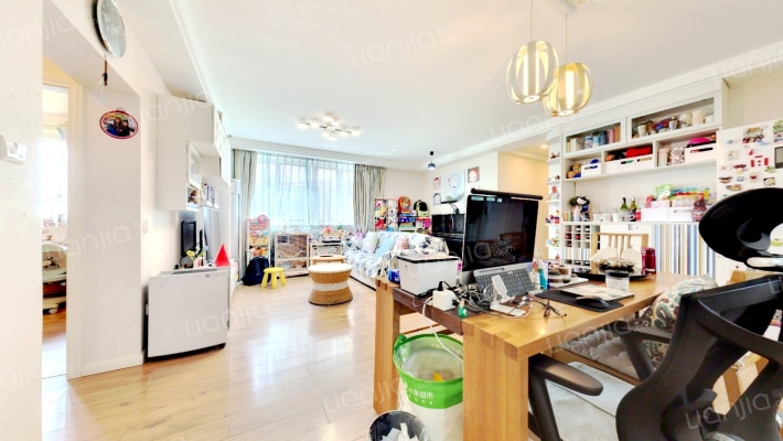 泰德花苑二手房实景图