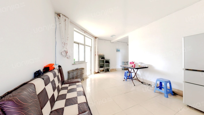 新港商住楼二手房实景图